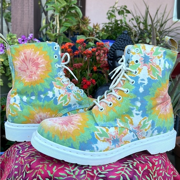 Dr. Martens Retro Tie Dye Colorful Boho Floral Canvas Vegan Boots - Picture 3 of 14